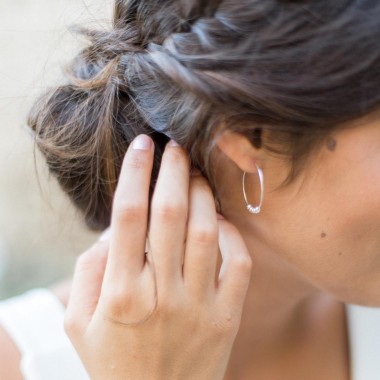 Créoles avec petites perles en argent froissé Créoles avec petites perles en argent froissé
