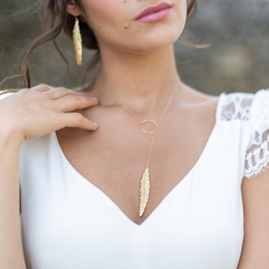https://www.latelierdesylvie.com/1551-thickbox/favola-collier-delicat-avec-anneau-et-feuille-allongee.jpg