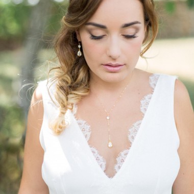 https://www.latelierdesylvie.com/1568-thickbox/calista-joli-collier-precieux-avec-cristaux-en-argent-et-zirconium.jpg