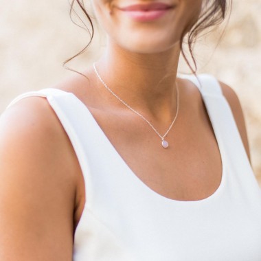 https://www.latelierdesylvie.com/1822-thickbox/collier-temoin-en-argent-pendentif-quartz-rose.jpg