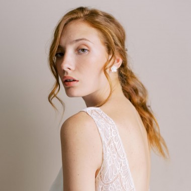 https://www.latelierdesylvie.com/2250-thickbox/fiorella-boucles-d-oreilles-jolies-fleurs-en-porcelaine.jpg