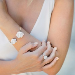 "Ondella" Bague avec fleur d'immortelle séchée