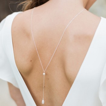 "Aurea" Collier de mariée avec bijou de dos et gouttes nacrées