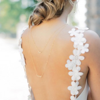 "Fiorina" Collier de mariée bijou de dos et élégants pendentifs fleuris