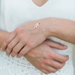 "Fania" Bracelet de mariée jolie branche feuilles