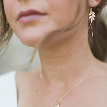"Fania" Boucles d'oreilles de mariée jolie branche et pendentifs vagues