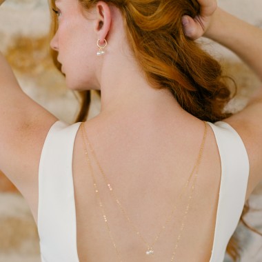 Bijoux avec treeeees grand décolleté 2