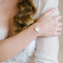 "Felicità" Bracelet de mariée joli pétale en porcelaine
