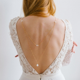 "Louana" Collier de mariée avec bijou de dos nu perles et pendentif goutte en pierre de lune