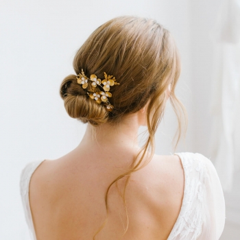 "Gloria" Ornement coiffure de mariée avec fleurs et feuillages 