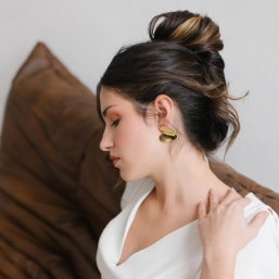 "Amore" Boucles d'oreilles coeur finition dorée ou émaillée