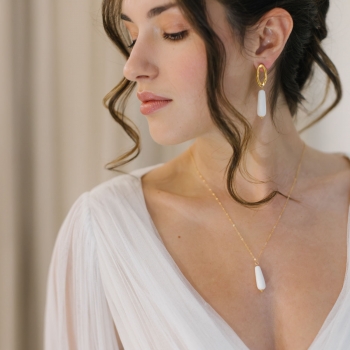 "Mirella" Collier de mariée avec goutte pendante en nacre 