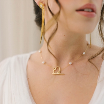 "Ambra" Collier de mariée avec perles nacrées et fermoir coeur