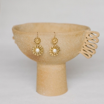 "Marguerite" Boucles d'oreilles pendantes avec cabochon en verre personnalisable